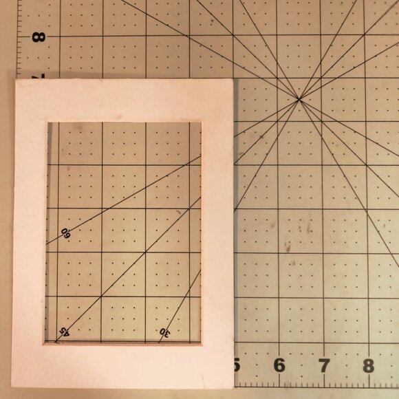 White Photo Mat 5x7 Frame 6x4 Picture Framing Craft Scrapbook Junk Journal - Picture 3 of 3